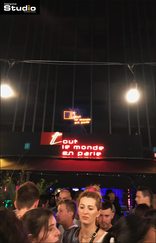 Hologramme Fête de la Musique diffusée sur le Tout le Monde en Parle Hologramme Fête de la Musique diffusée sur le Tout le Monde en Parle