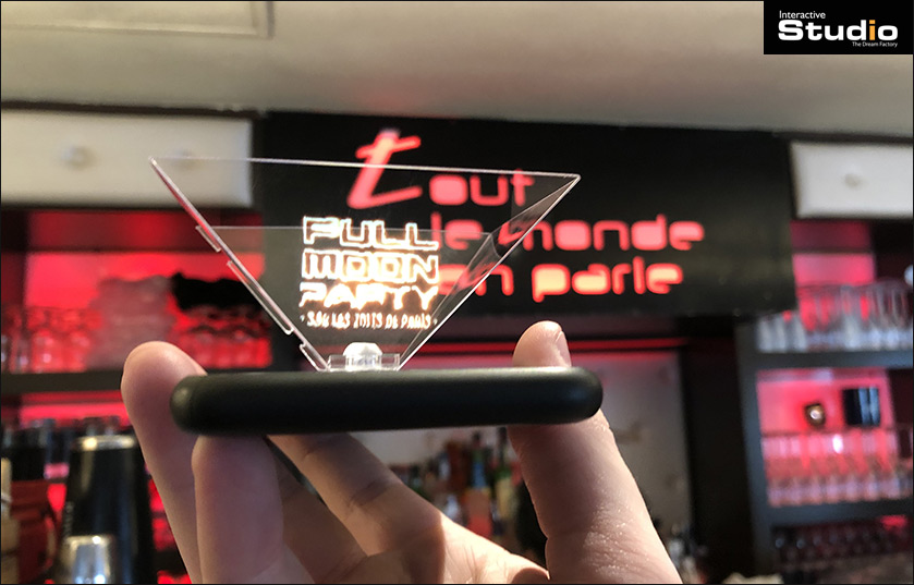 Magic Hologram : Kit personnalisé pour projeter une animation holographique depuis votre téléphone portable !