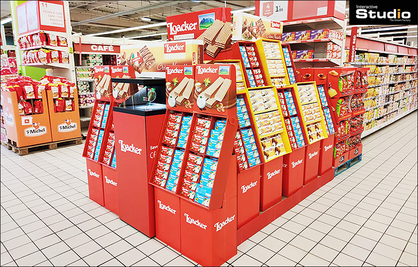 Installation magasin borne holographique Loacker Installation magasin borne holographique Loacker